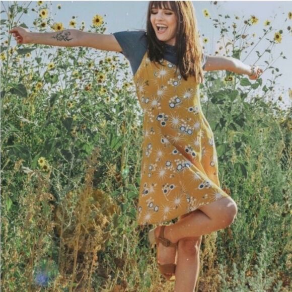 NWT‎ ModCloth On Cloud Nineties Yellow Printed Shift Mini Dress Size LARGE - Picture 11 of 11